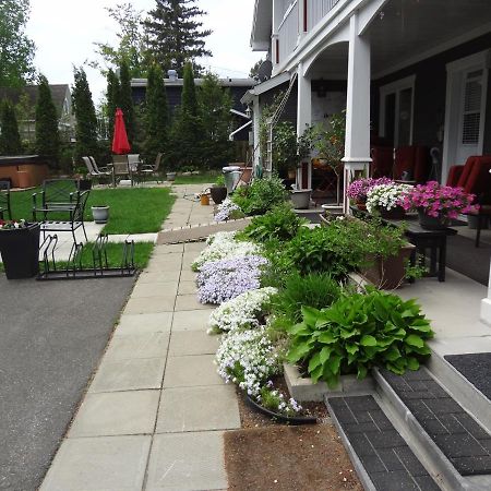 Hotel Saint-Donat Exterior photo